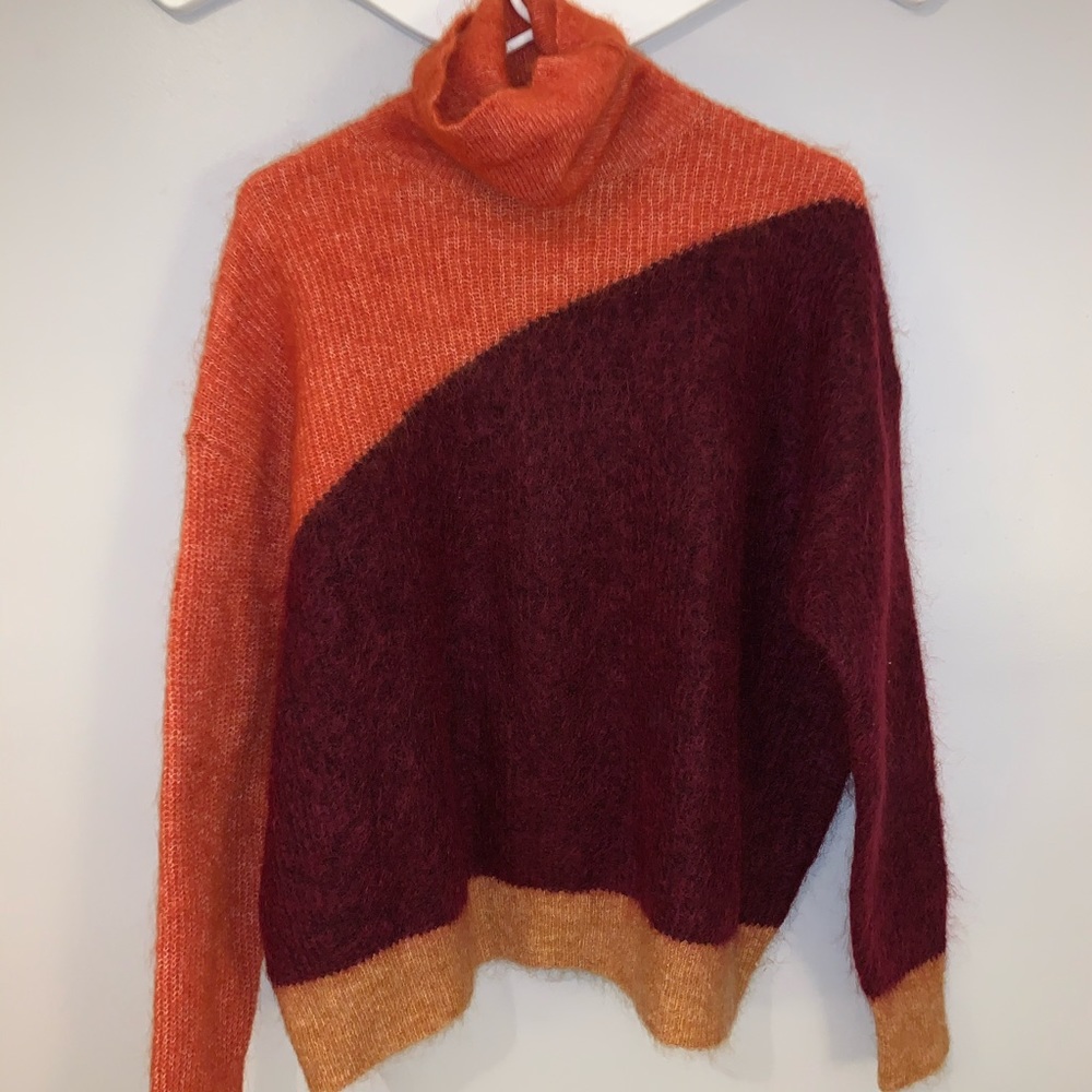 Brand new zara sweater